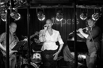 Adrienne Morgan Hammond & The Working Divas