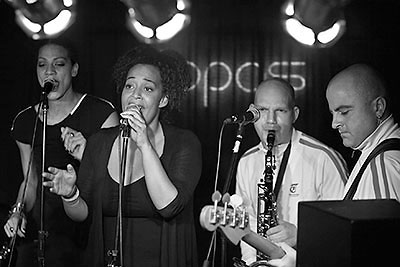 Senator Plus / Alison Degbe Cheri Kedida Felix „El Pistola“ Sittler Michal Bandak