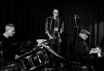 Marx, Siegel, Esposito Trio