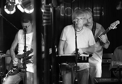 Phil & The Black Shadows