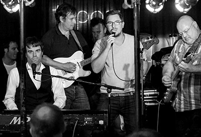 Bastian Korn mit Gästen