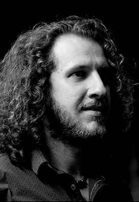 Toby Schwietering - Bass