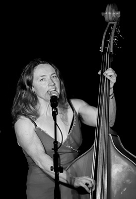 Jenny Wren (Jenny Trilsbach)