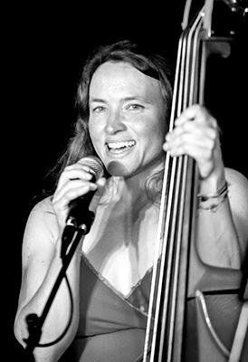 Jenny Wren (Jenny Trilsbach)