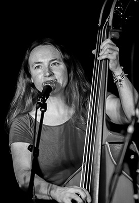 Jenny Wren (Jenny Trilsbach)