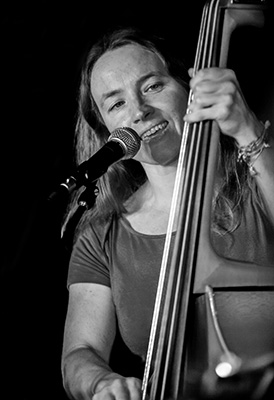 Jenny Wren (Jenny Trilsbach)