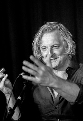 „Sir“ Oliver Mally