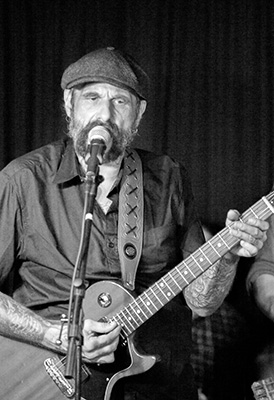 Brother Snakeoil (Jens Turowski)