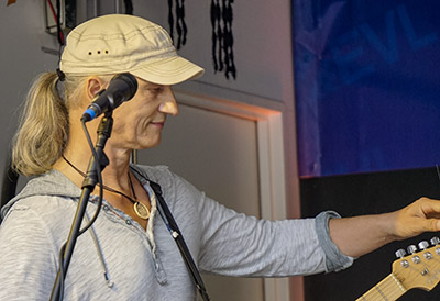 Back to the roots
Ralf Hermanns meets Reiner Lützenkirchen