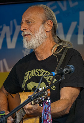 Back to the roots
Ralf Hermanns meets Reiner Lützenkirchen