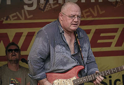 HB & the Random Players