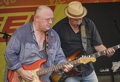 HB & the Random Players