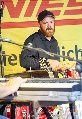 Bad Penny feat.: Reiner Lützenkirchen