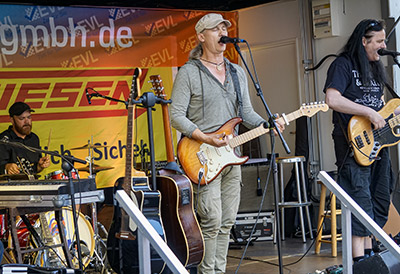 Bad Penny feat.: Reiner Lützenkirchen