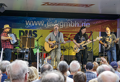 Bad Penny feat.: Reiner Lützenkirchen