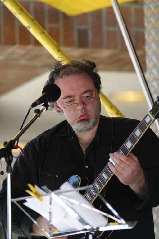 Tiny T. & The Big Ones