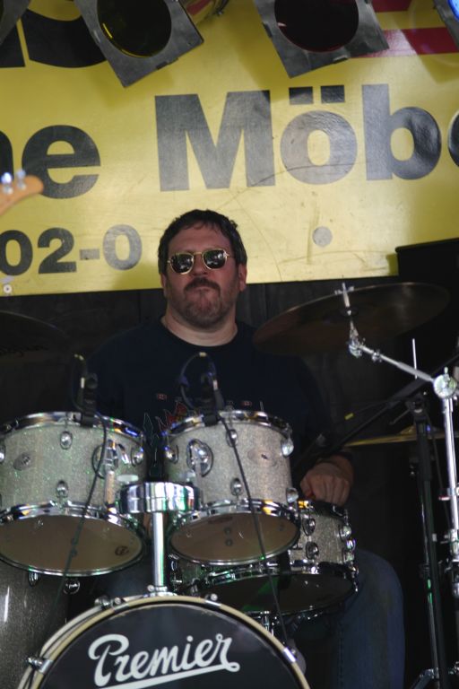 Tiny T. & The Big Ones