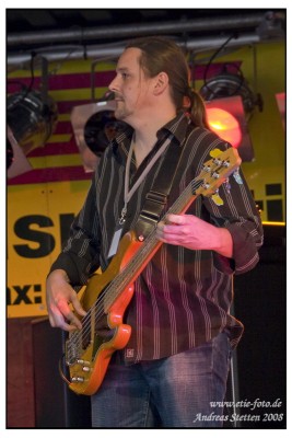 Malcolm Shuttleworth & Friends