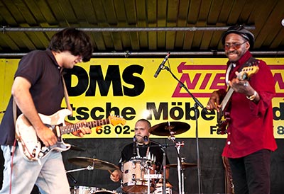 Austin/Kelly/Catasso plays Jimmi Hendrix