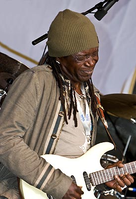 Spy Austin Play`s Hendrix