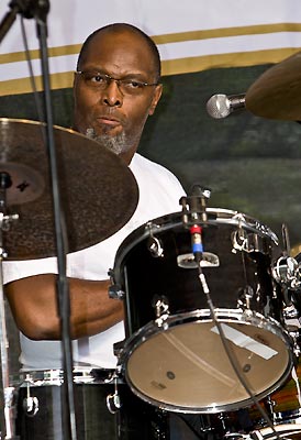 Spy Austin Play`s Hendrix