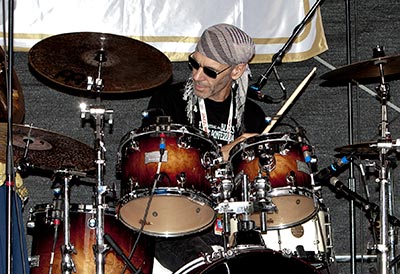 Spy Austin Play`s Hendrix