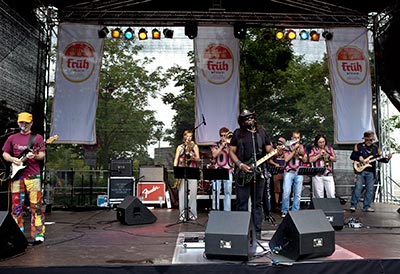 Coco Roadshow - Cologne Funkateers feat. Tate Simms