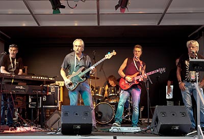 Phil & The Black Shadows