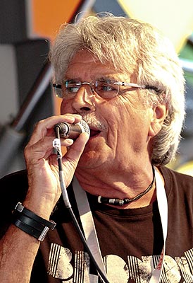 Phil & The Black Shadows