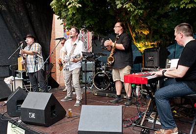 toby sauter & Heartbreak Hotel