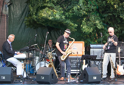 Lucky Old Quartett feat.: Betty Braun