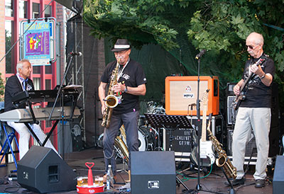 Lucky Old Quartett feat.: Betty Braun