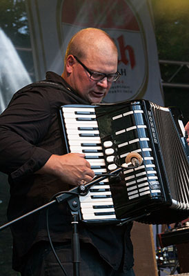 Bad Penny feat.: Reiner Lützenkirchen