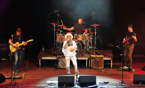 Jochen Volpert Band feat. Carola Thieme