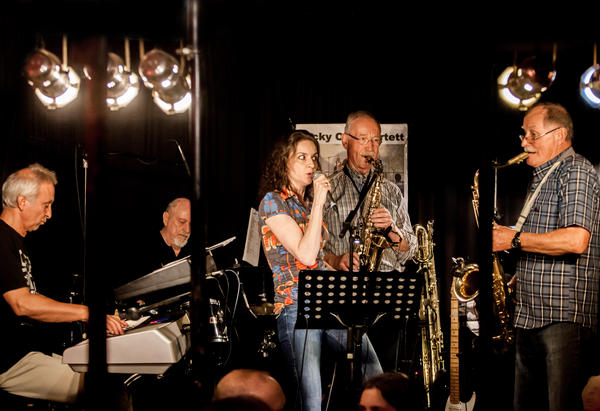 Lucky Old Quartett feat. Betty Braun