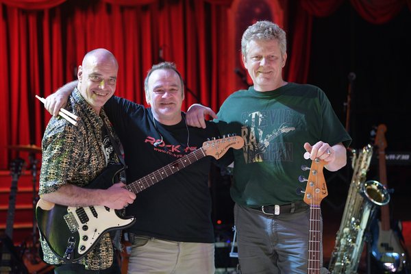 Sparks ‘n’ Gasoline